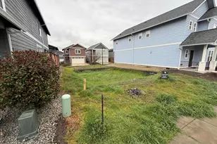 249 Willow Way, Talent, OR 97540 - Photo 3