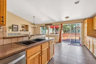 2144 SW 37th St, Redmond, OR 97756 - Photo 11