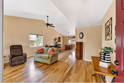 2144 SW 37th Street, Redmond, OR 97756 - Photo 3