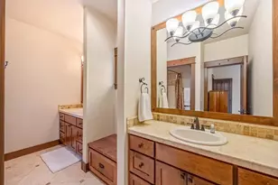 67167 Hwy 20, Bend, OR 97703 - Photo 33