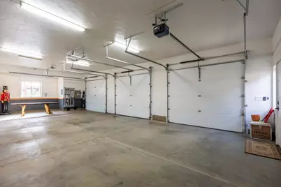 67167 Highway 20, Bend, OR 97703 - Photo 43