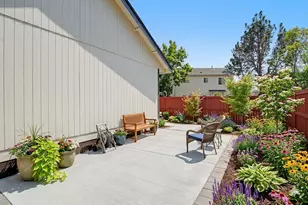 62803 Snowcap Ct, Bend, OR 97701 - Photo 23
