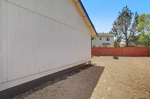62803 Snowcap Ct, Bend, OR 97701 - Photo 23