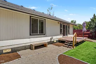 62803 Snowcap Ct, Bend, OR 97701 - Photo 21