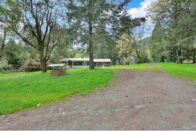 544 Lou Gray Drive, Myrtle Creek, OR 97457 - Photo 5