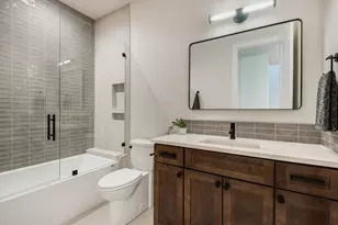 334 SW Roosevelt Ave, Bend, OR 97702 - Photo 17