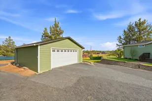 64992 Valeview Dr, Bend, OR 97703 - Photo 19