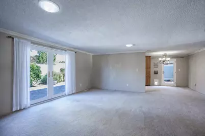 604 Hemlock Avenue, Central Point, OR 97502 - Photo 7