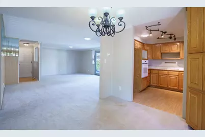 604 Hemlock Avenue, Central Point, OR 97502 - Photo 9