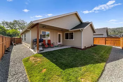 183 Lincoln Road, Grants Pass, OR 97526 - Photo 27