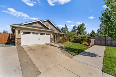 183 Lincoln Road, Grants Pass, OR 97526 - Photo 3