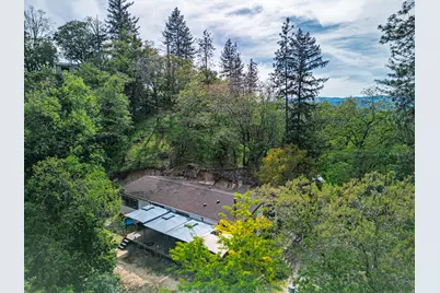 767 Bailey Drive, Grants Pass, OR 97527 - Photo 5