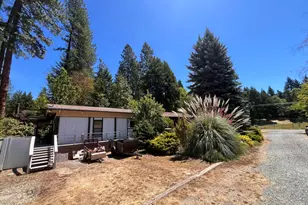 6226 E Evans Creek Rd, Rogue River, OR 97537 - Photo 1