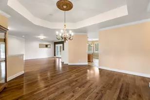 17045 Shawnee Cir, Bend, OR 97707 - Photo 9