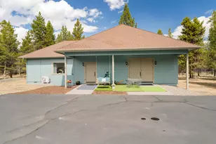 17045 Shawnee Cir, Bend, OR 97707 - Photo 57