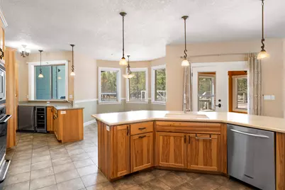17045 Shawnee Circle, Bend, OR 97707 - Photo 13