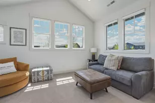 19218 Solomon Dr, Bend, OR 97702 - Photo 25