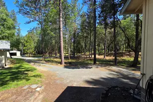 580 Portland Ave, Grants Pass, OR 97526 - Photo 47