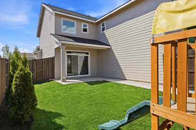 748 NW 27th Street, Redmond, OR 97756 - Photo 35