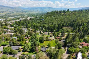 34 Scenic Dr, Ashland, OR 97520 - Photo 65