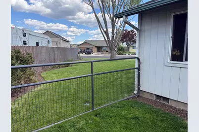 2329 NE Yellowpine Road, Prineville, OR 97754 - Photo 27