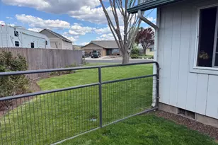 2329 NE Yellowpine Rd, Prineville, OR 97754 - Photo 27