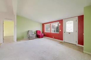 1645 NE 6th St, Redmond, OR 97756 - Photo 7