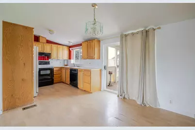 1645 NE 6th Street, Redmond, OR 97756 - Photo 11
