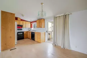 1645 NE 6th St, Redmond, OR 97756 - Photo 11