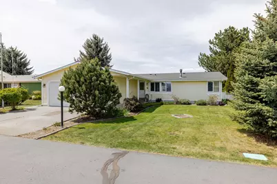 1645 NE 6th Street, Redmond, OR 97756 - Photo 3