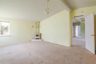 1645 NE 6th St, Redmond, OR 97756 - Photo 13