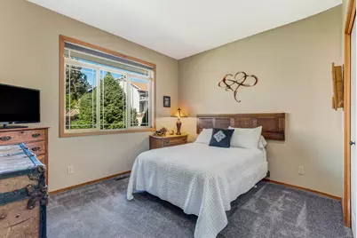 2434 SW 34th Drive, Redmond, OR 97756 - Photo 23