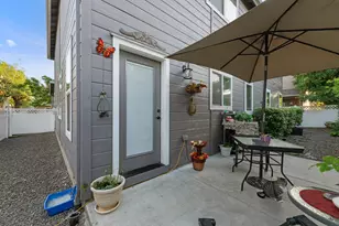 2160 Crestbrook Rd, Medford, OR 97504 - Photo 25