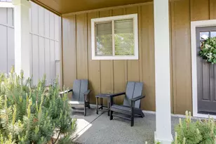 63121 de Haviland Ct, Bend, OR 97701 - Photo 3