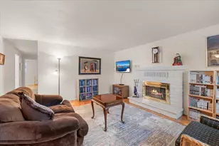 166 Mace Rd, Medford, OR 97501 - Photo 7