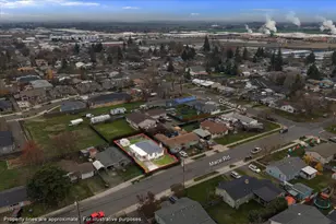 166 Mace Rd, Medford, OR 97501 - Photo 23