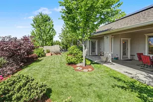 3974 Calle Vista Dr, Medford, OR 97504 - Photo 39