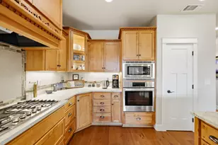 3974 Calle Vista Dr, Medford, OR 97504 - Photo 13