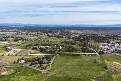 999 NE King Way, Redmond, OR 97756 - Photo 45