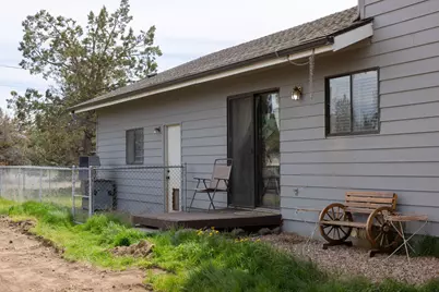999 NE King Way, Redmond, OR 97756 - Photo 29