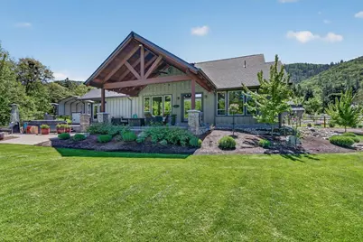 469 Wards Creek Road, Rogue River, OR 97537 - Photo 43