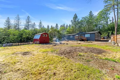 221 Hansen Drive, Grants Pass, OR 97526 - Photo 37