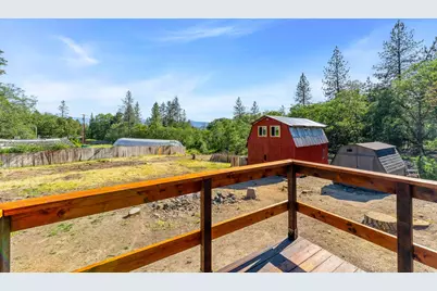 221 Hansen Drive, Grants Pass, OR 97526 - Photo 31