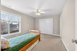 61102 Aspen Rim Ln, Bend, OR 97702 - Photo 23