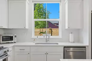 20036 SW Sunny Way, Bend, OR 97702 - Photo 9