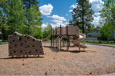 19733 Aspen Meadows Drive, Bend, OR 97702 - Photo 39