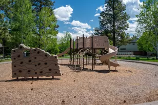 19733 Aspen Meadows Dr, Bend, OR 97702 - Photo 39