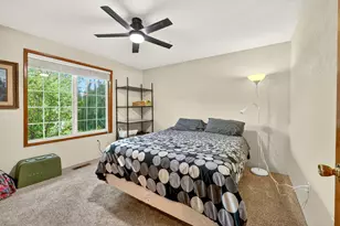 148 Meadow View Dr, Phoenix, OR 97535 - Photo 17