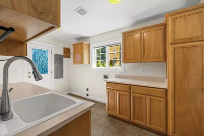1527 Pebble Beach Court, Medford, OR 97504 - Photo 19