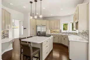 1527 Pebble Beach Ct, Medford, OR 97504 - Photo 9